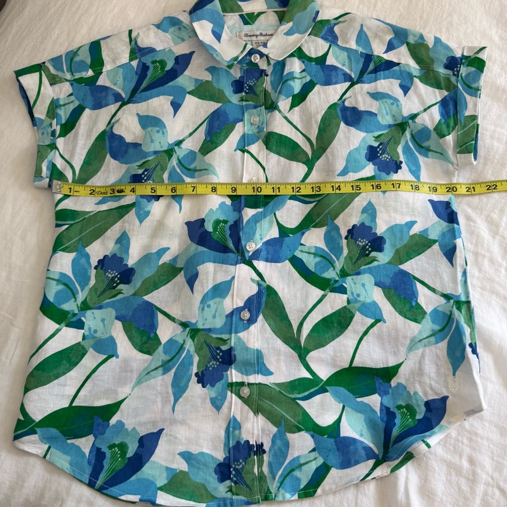 Tommy Bahama Seaside Brights Short Sleeve Linen Shirt - Picture 12 of 13